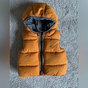 Baby Gap hooded puffer jacket
